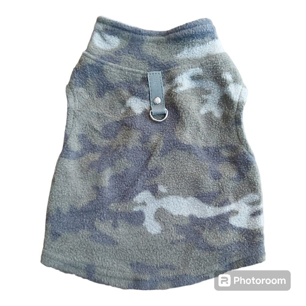 Born To Be Loved Gray/Green/White Camo Pullover Dog Shirt with D-Ring - Size Med